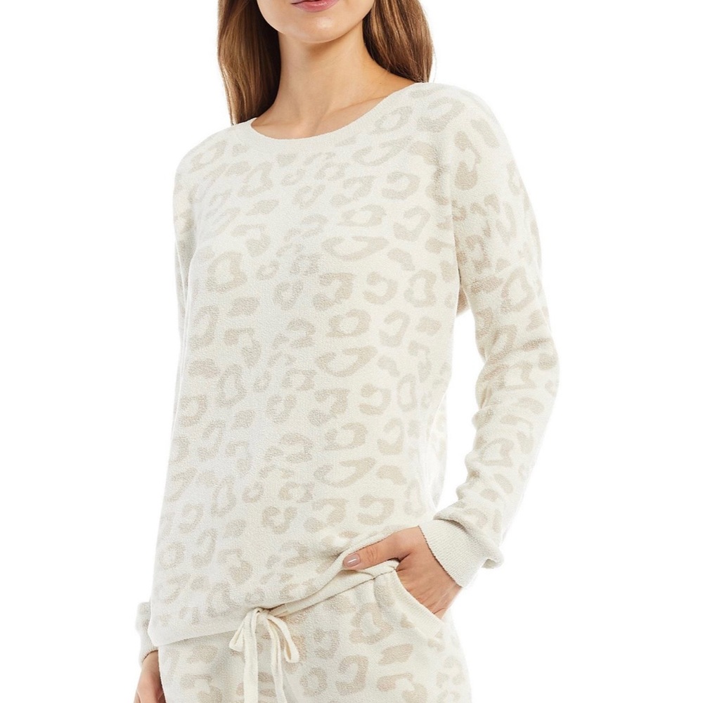 ISO NOT SELLING - ISO barefoot dreams cozy chic light in the wild size small